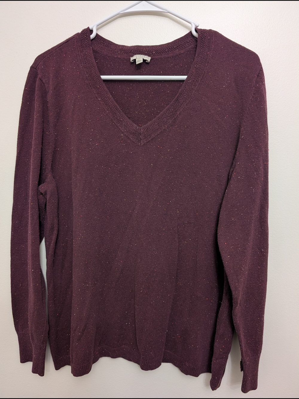 Talbots Women's XL V-Neck Sweater in Burgundy with Fleck